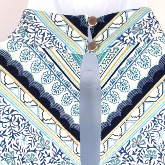 WHITE HOUSE BLACK MARKET Top - Picture 4 of 7